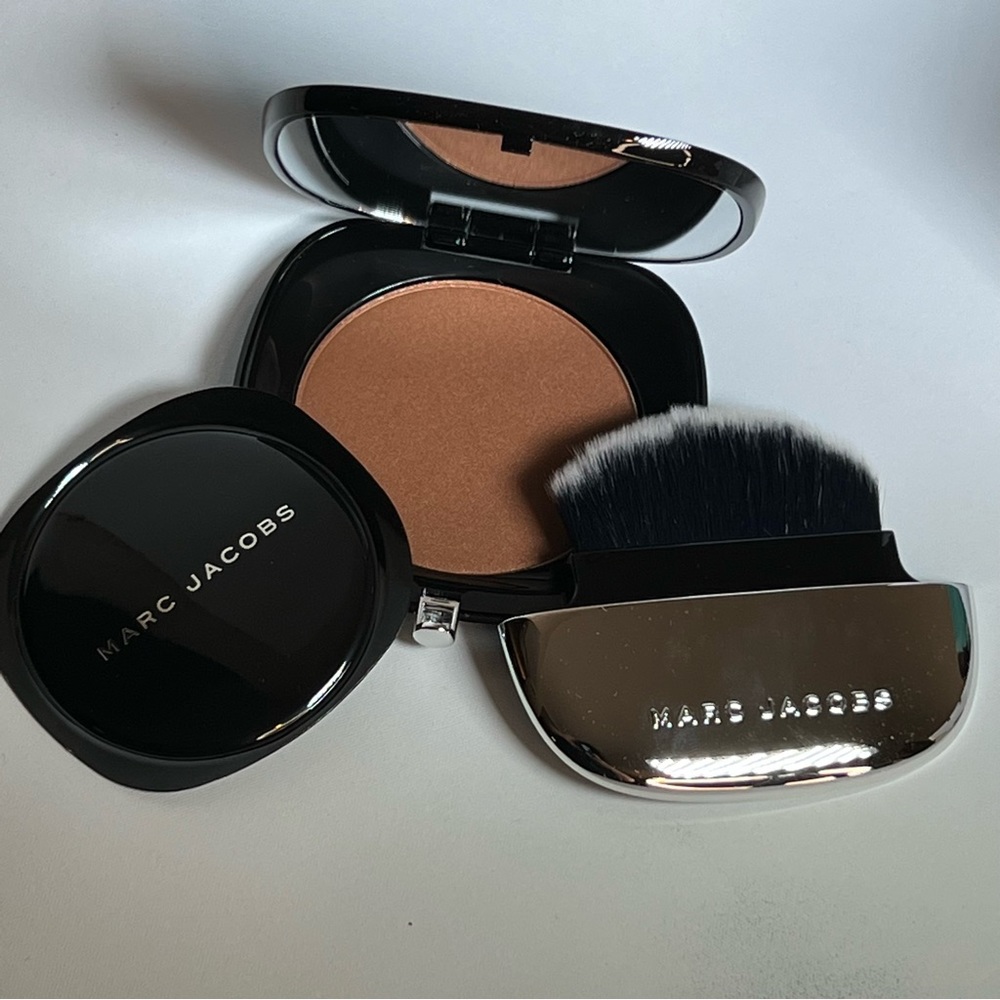 Marc Jacobs Beauty Accomplice Instant Blurring Beauty Powder Shade 56 ST…